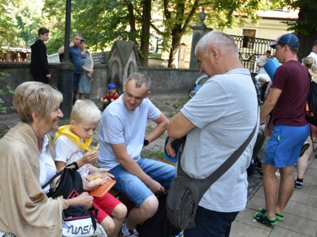 Wyruszyła XXXIX Piesza Pielgrzymka Diecezji Sandomierskiej na Jasną Górę [zdjęcia]