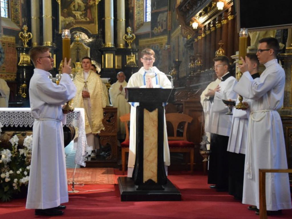 Wyruszyła XXXIX Piesza Pielgrzymka Diecezji Sandomierskiej na Jasną Górę [zdjęcia]