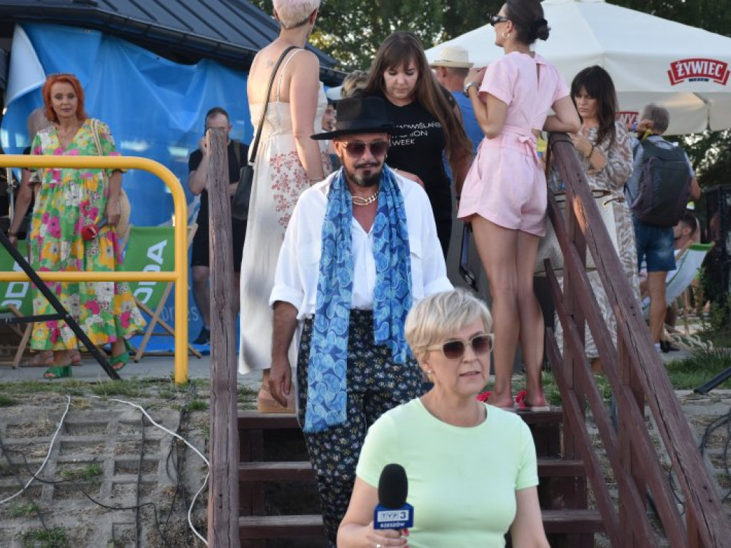 Wielki pokaz mody na Jeziorze Tarnobrzeskim - kulisy [zdjęcia]