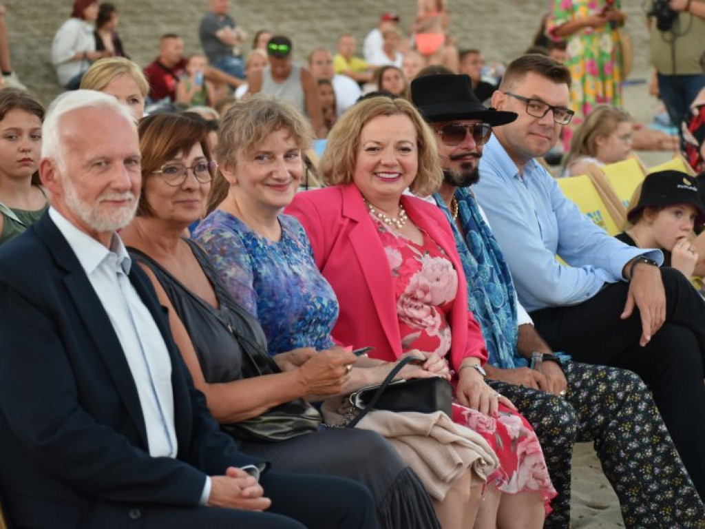 Wielki pokaz mody na Jeziorze Tarnobrzeskim - kulisy [zdjęcia]