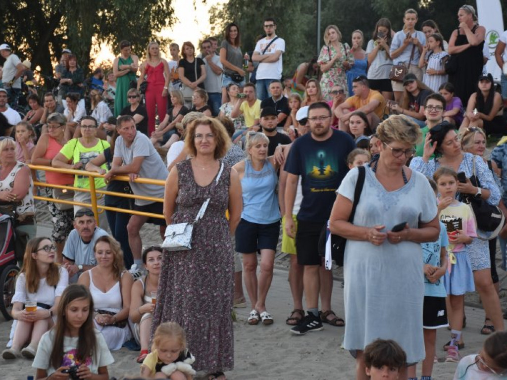 Wielki pokaz mody na Jeziorze Tarnobrzeskim - kulisy [zdjęcia]