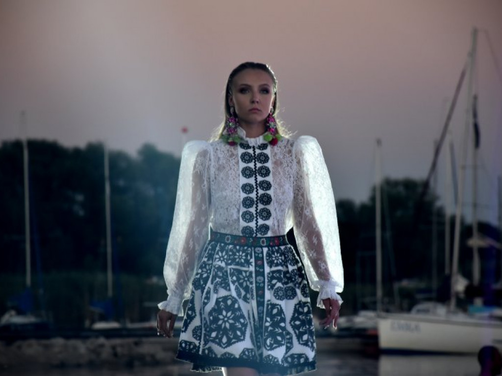Nadwiślański Fashion Week - wielki pokaz mody na Jeziorze Tarnobrzeskim cz.1 [zdjęcia]