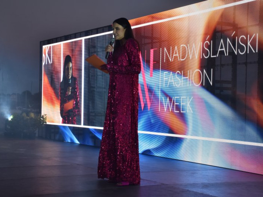 Nadwiślański Fashion Week - wielki pokaz mody na Jeziorze Tarnobrzeskim cz.1 [zdjęcia]