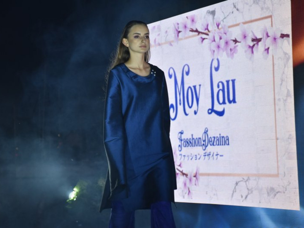 Nadwiślański Fashion Week - wielki pokaz mody na Jeziorze Tarnobrzeskim cz.1 [zdjęcia]