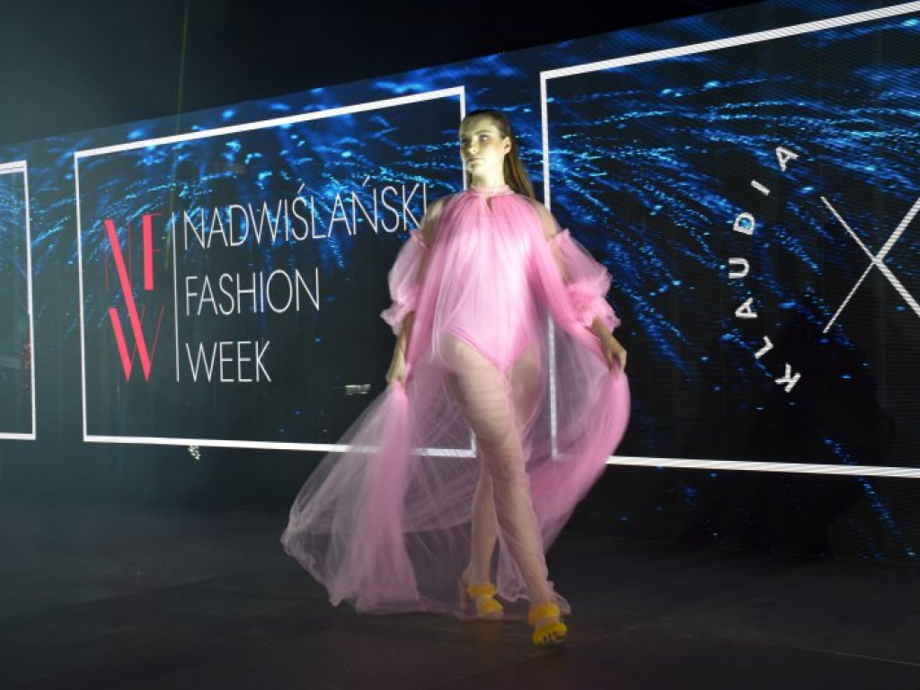 Nadwiślański Fashion Week nad Jeziorem Tarnobrzeskim - moda i taniec cz.2 [zdjęcia]