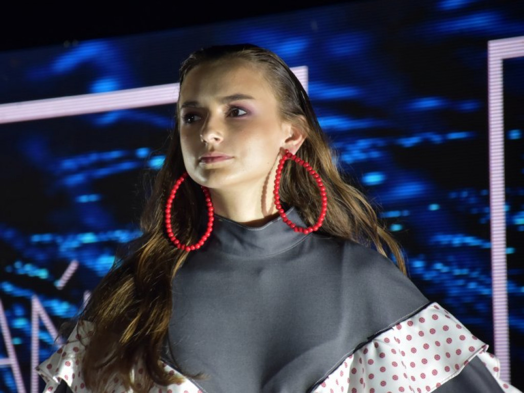 Nadwiślański Fashion Week nad Jeziorem Tarnobrzeskim - moda i taniec cz.2 [zdjęcia]