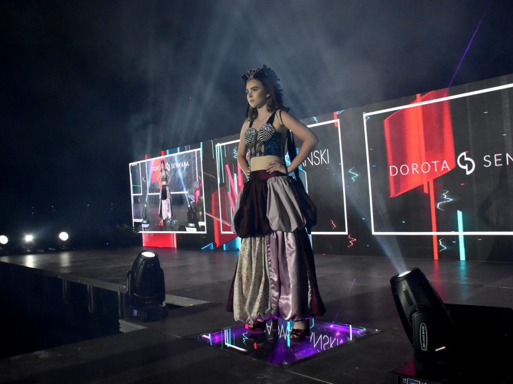 Nadwiślański Fashion Week nad Jeziorem Tarnobrzeskim - moda i taniec cz.2 [zdjęcia]