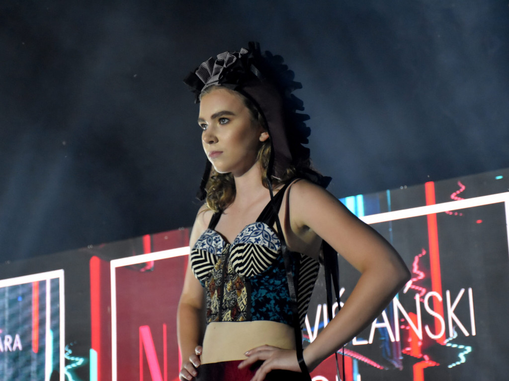 Nadwiślański Fashion Week nad Jeziorem Tarnobrzeskim - moda i taniec cz.2 [zdjęcia]