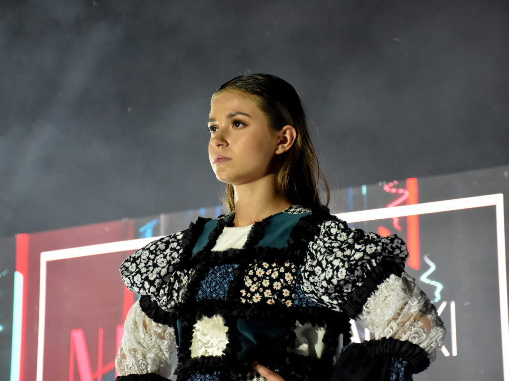 Nadwiślański Fashion Week nad Jeziorem Tarnobrzeskim - moda i taniec cz.2 [zdjęcia]