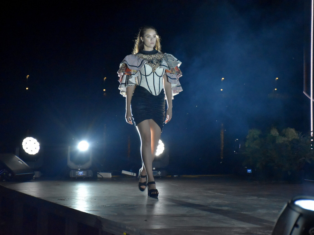 Nadwiślański Fashion Week nad Jeziorem Tarnobrzeskim - moda i taniec cz.2 [zdjęcia]