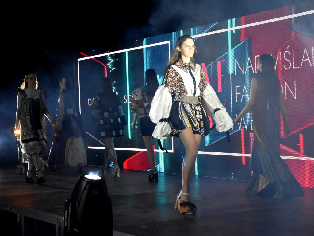 Nadwiślański Fashion Week nad Jeziorem Tarnobrzeskim - moda i taniec cz.2 [zdjęcia]