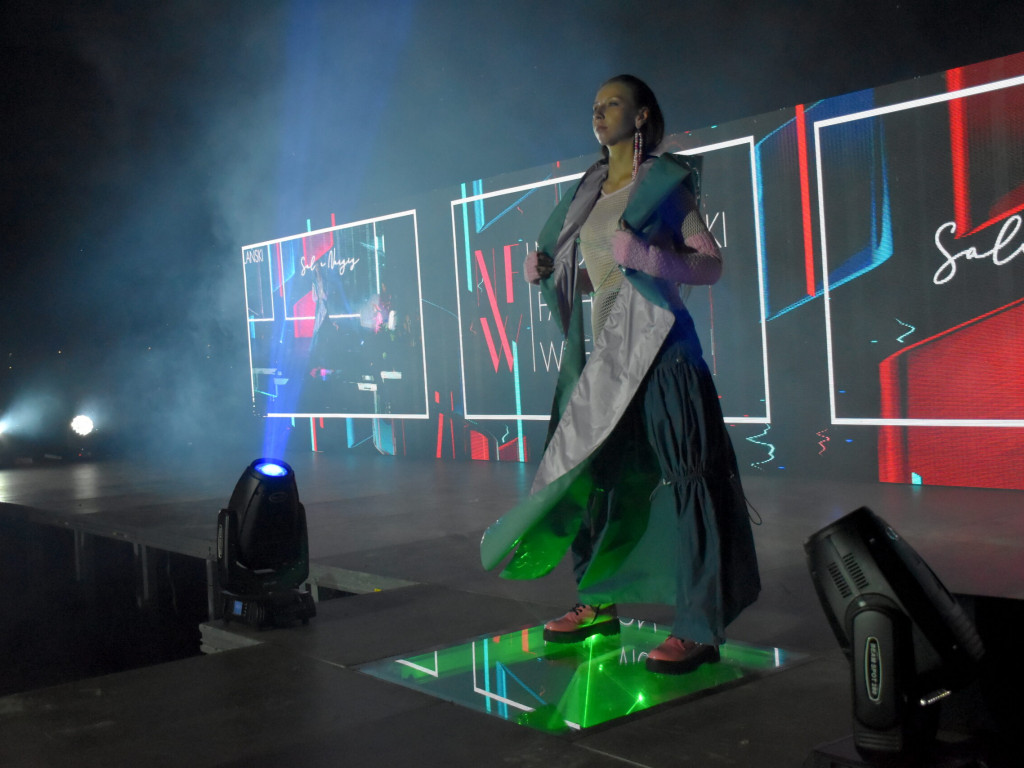 Nadwiślański Fashion Week nad Jeziorem Tarnobrzeskim - moda i taniec cz.2 [zdjęcia]