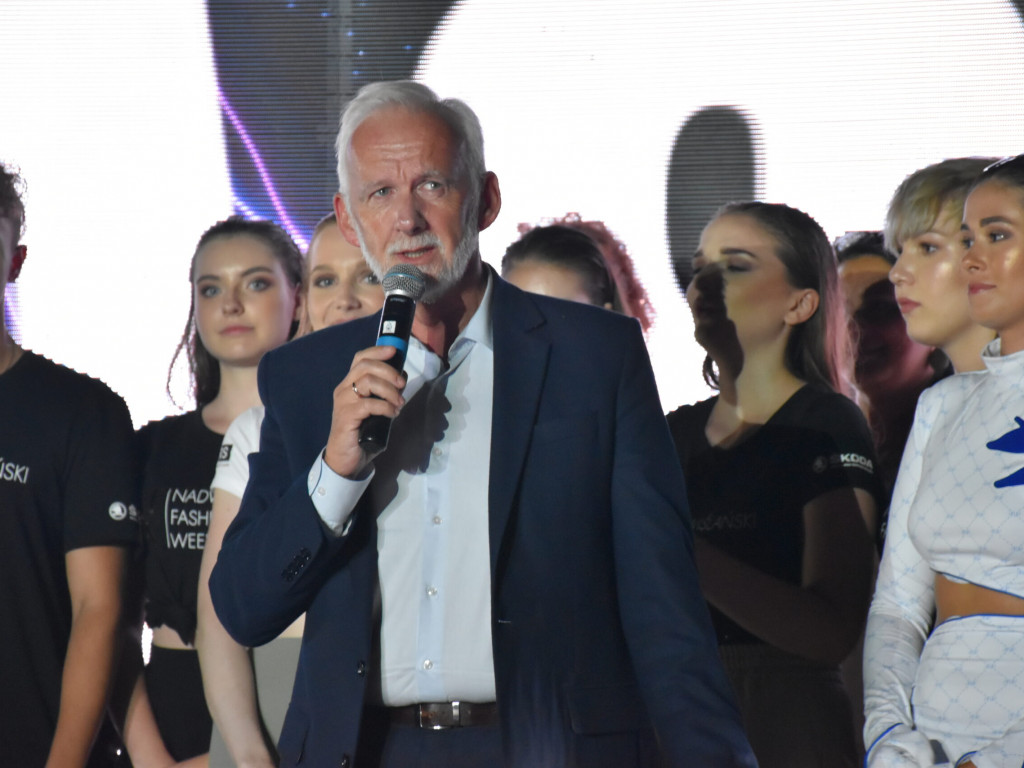 Nadwiślański Fashion Week nad Jeziorem Tarnobrzeskim - moda i taniec cz.2 [zdjęcia]
