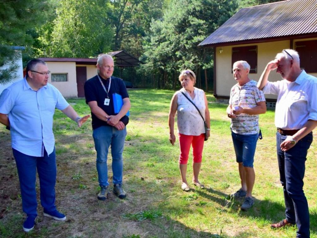 Tarnobrzeg. Komisja oceniała najładniejsze ogródki działkowe [zdjęcia]