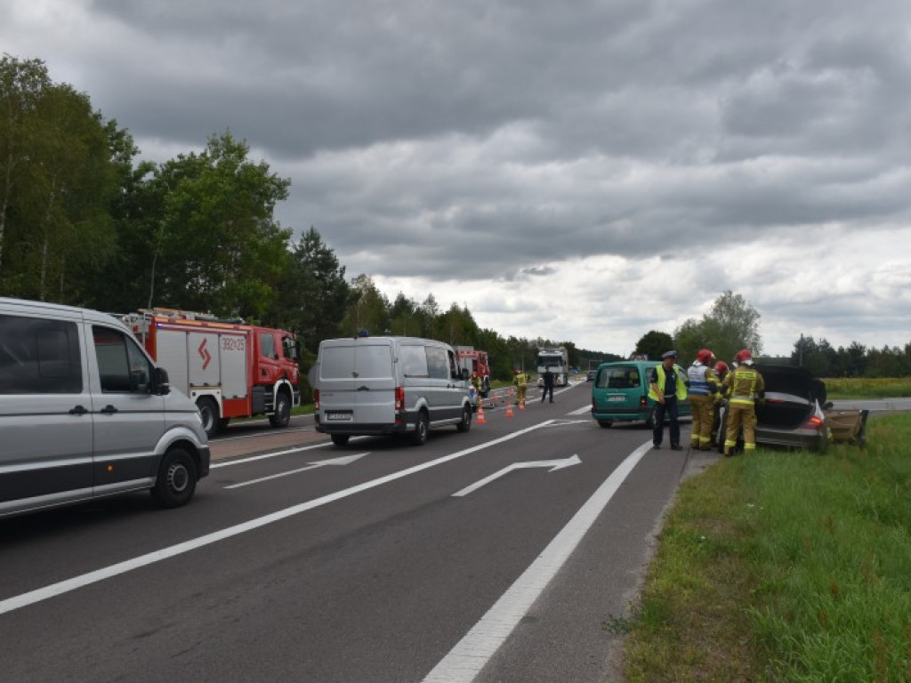Zderzenie dwóch aut na DK9 w Jadachach [zdjęcia]