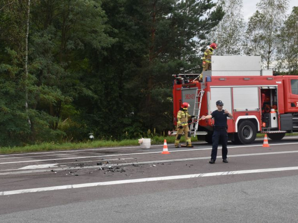 Zderzenie dwóch aut na DK9 w Jadachach [zdjęcia]