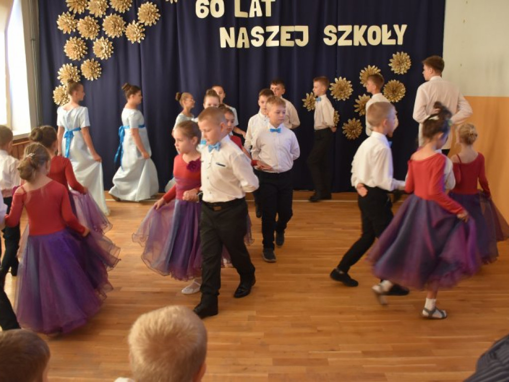 60-lecie Szkoły Podstawowej w Tarnowskiej Woli [zdjęcia]