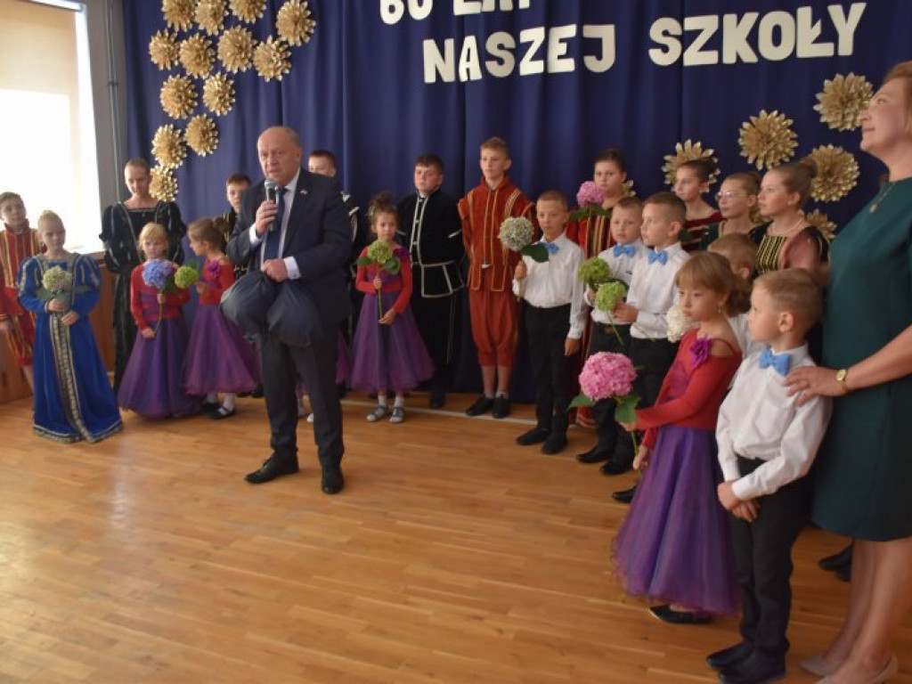 60-lecie Szkoły Podstawowej w Tarnowskiej Woli [zdjęcia]