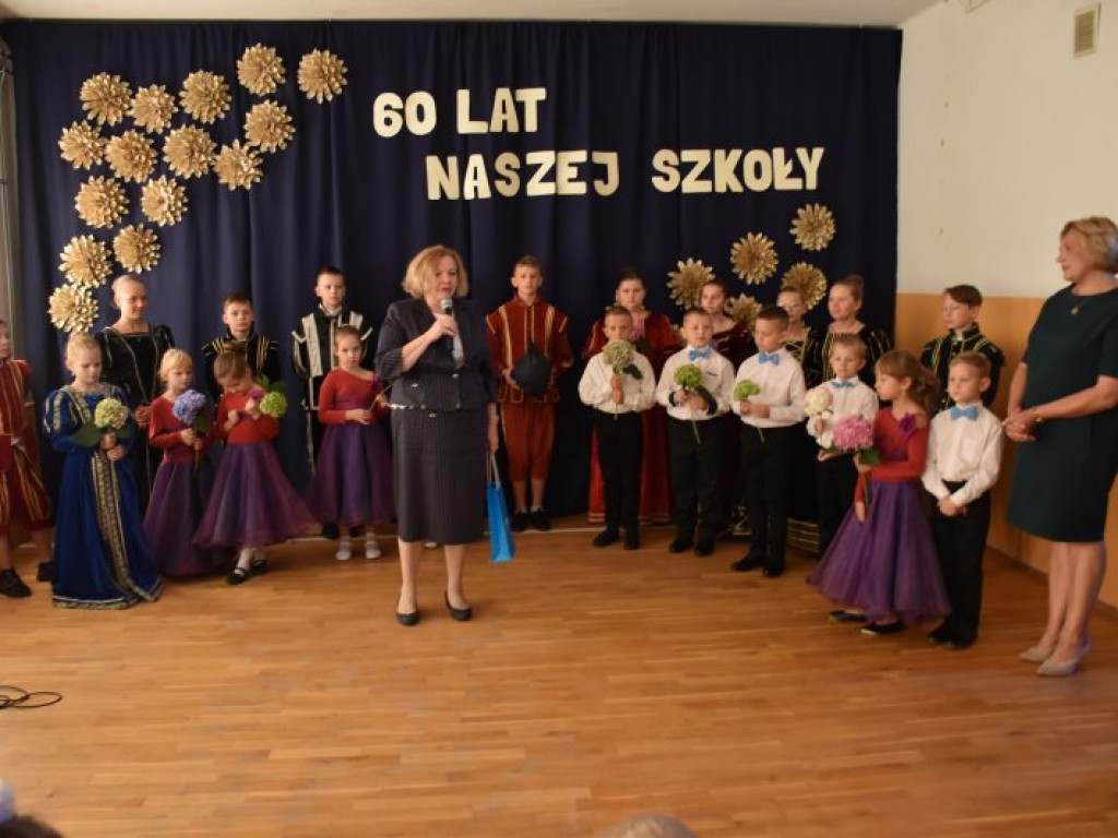 60-lecie Szkoły Podstawowej w Tarnowskiej Woli [zdjęcia]
