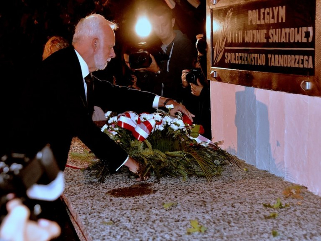 Tarnobrzeg uczcił 83. rocznicę wybuchu II wojny światowej [zdjęcia]