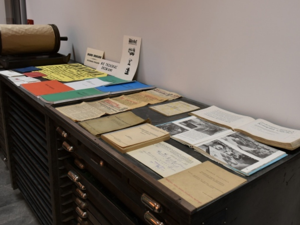 Sandomierska biblioteka w nowej odsłonie. W weekend zaprasza mieszkańców na ciekawe wydarzenia i wspólne świętowanie [zdjęcia]