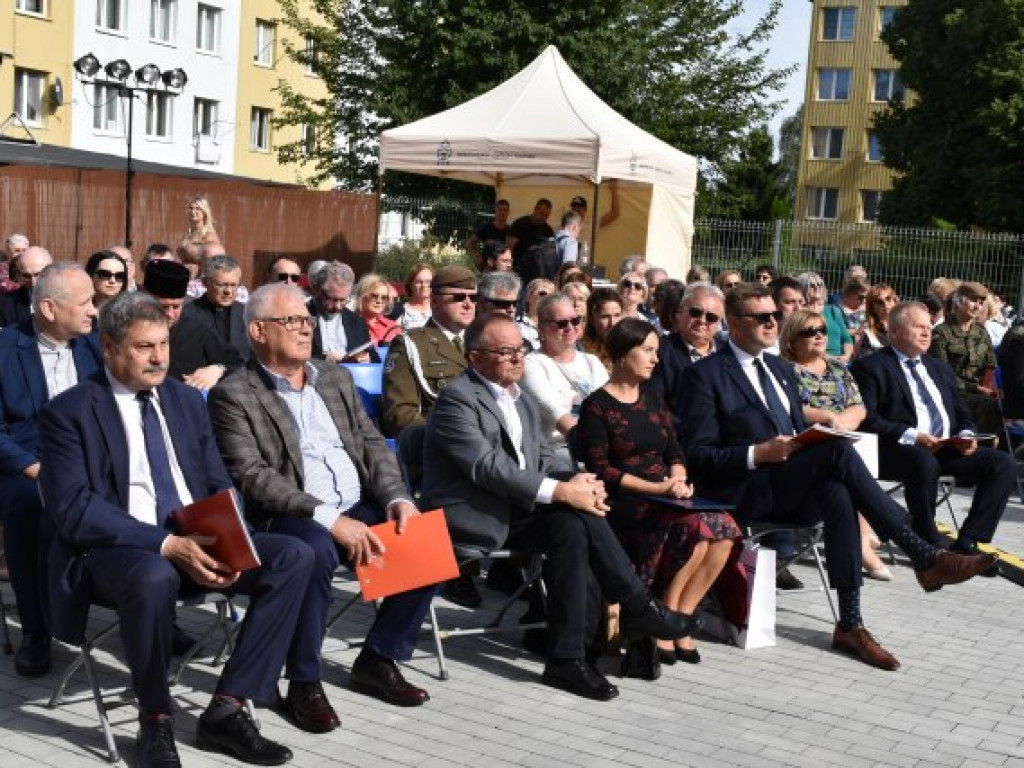 Sandomierska biblioteka w nowej odsłonie. W weekend zaprasza mieszkańców na ciekawe wydarzenia i wspólne świętowanie [zdjęcia]