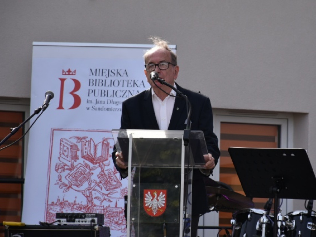 Sandomierska biblioteka w nowej odsłonie. W weekend zaprasza mieszkańców na ciekawe wydarzenia i wspólne świętowanie [zdjęcia]