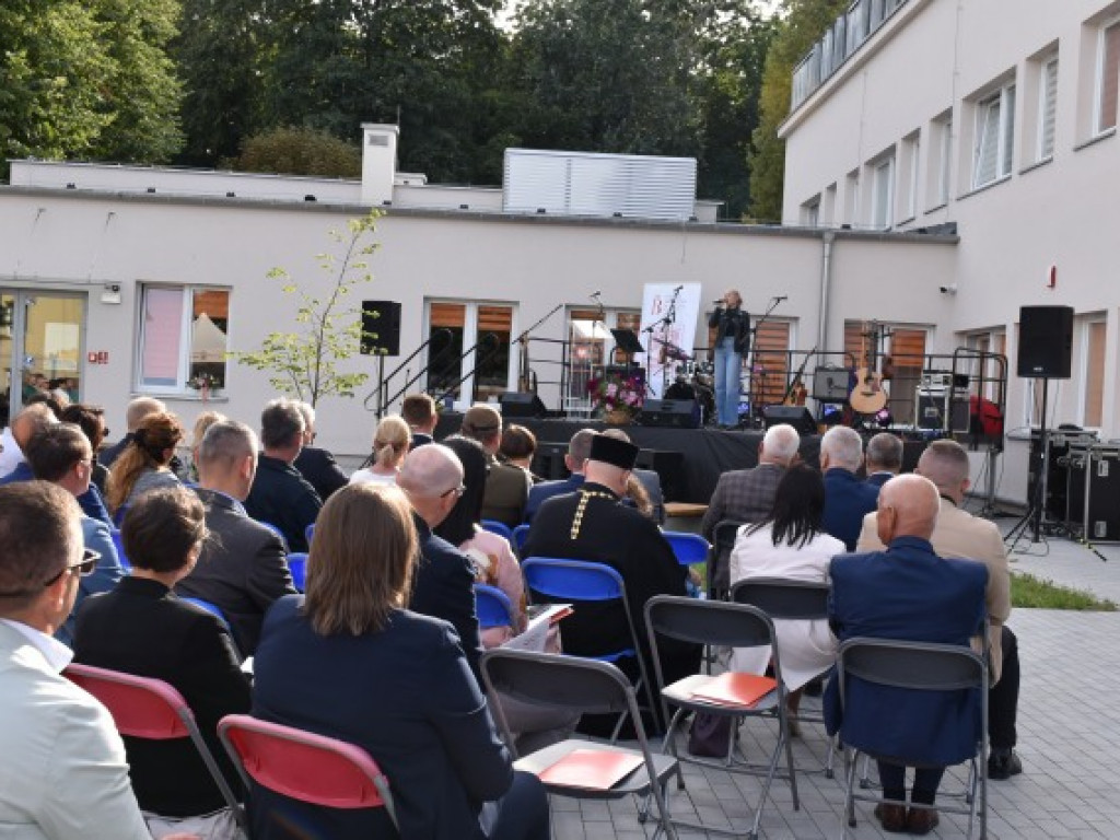 Sandomierska biblioteka w nowej odsłonie. W weekend zaprasza mieszkańców na ciekawe wydarzenia i wspólne świętowanie [zdjęcia]