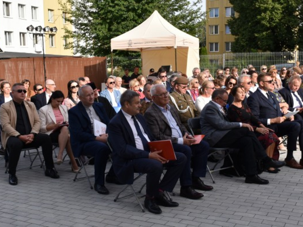 Sandomierska biblioteka w nowej odsłonie. W weekend zaprasza mieszkańców na ciekawe wydarzenia i wspólne świętowanie [zdjęcia]