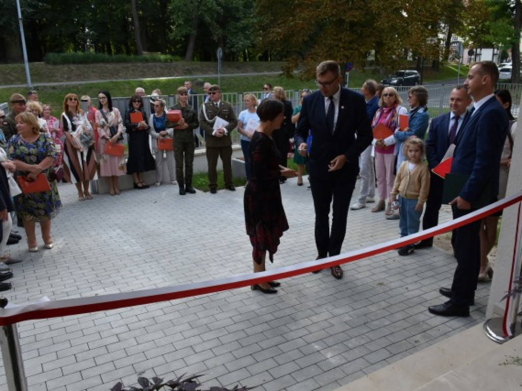 Sandomierska biblioteka w nowej odsłonie. W weekend zaprasza mieszkańców na ciekawe wydarzenia i wspólne świętowanie [zdjęcia]