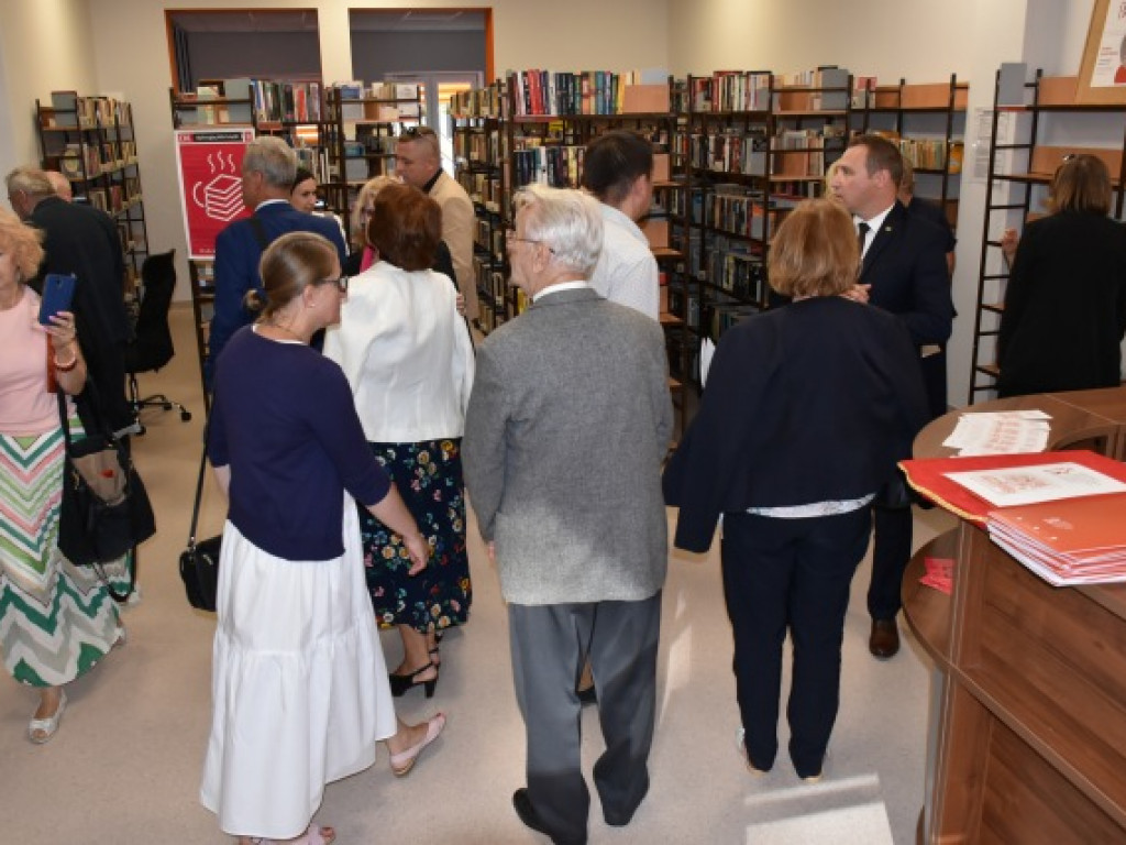 Sandomierska biblioteka w nowej odsłonie. W weekend zaprasza mieszkańców na ciekawe wydarzenia i wspólne świętowanie [zdjęcia]