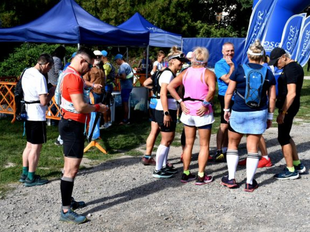 Zawodnicy z całego kraju na II Festiwalu Biegowym Sandomierskim Szlakiem Winiarskim [zdjęcia]