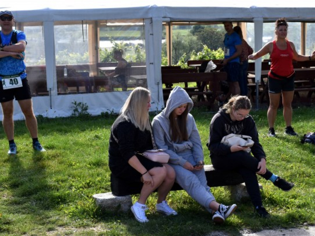 Zawodnicy z całego kraju na II Festiwalu Biegowym Sandomierskim Szlakiem Winiarskim [zdjęcia]