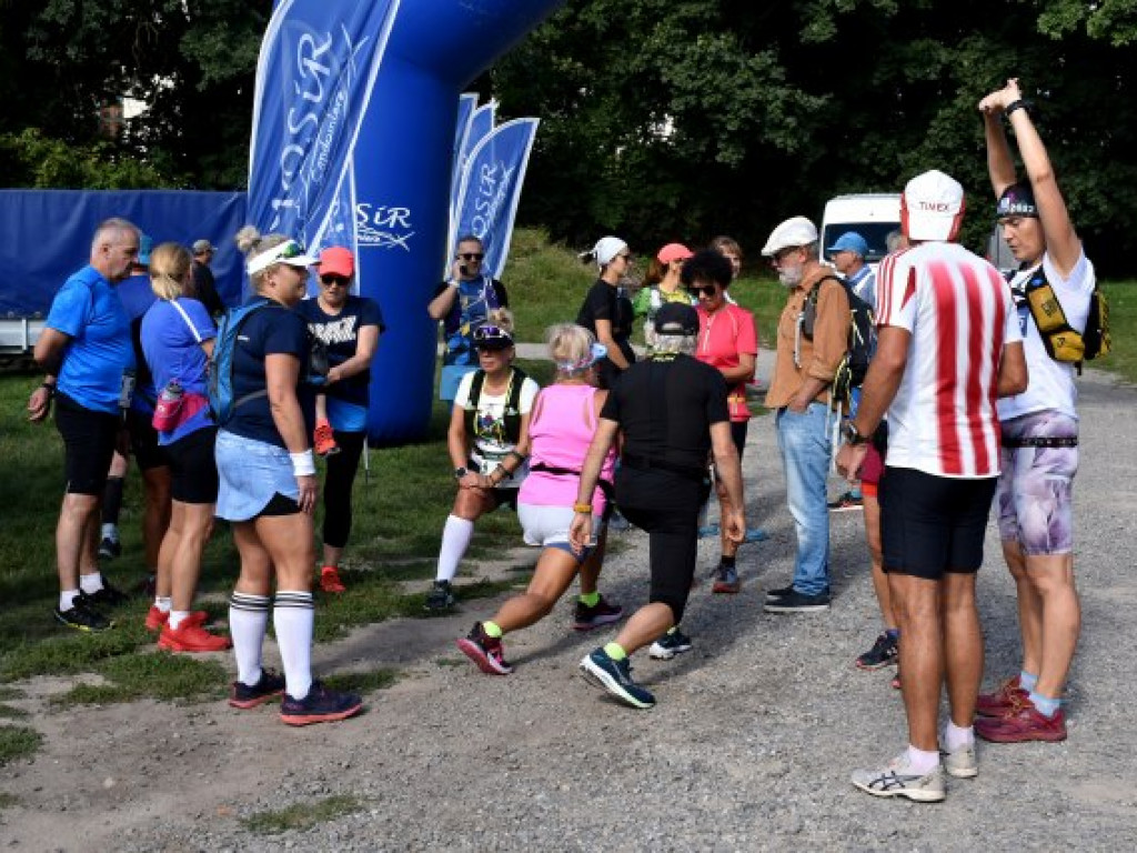 Zawodnicy z całego kraju na II Festiwalu Biegowym Sandomierskim Szlakiem Winiarskim [zdjęcia]