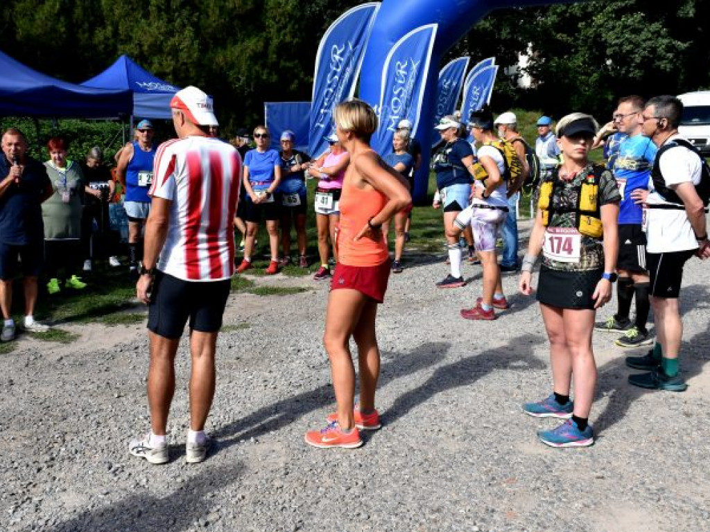 Zawodnicy z całego kraju na II Festiwalu Biegowym Sandomierskim Szlakiem Winiarskim [zdjęcia]