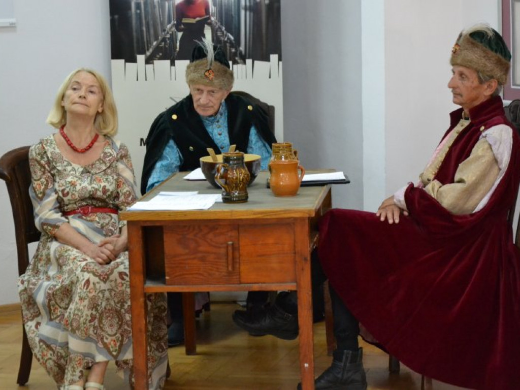 Narodowe Czytanie w tarnobrzeskiej bibliotece [zdjęcia]