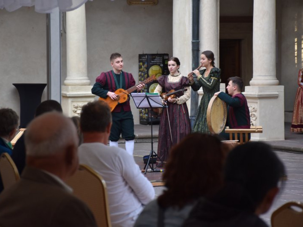 Koncert w barwach renesansu w Zamku w Baranowie Sandomierskim [zdjęcia]