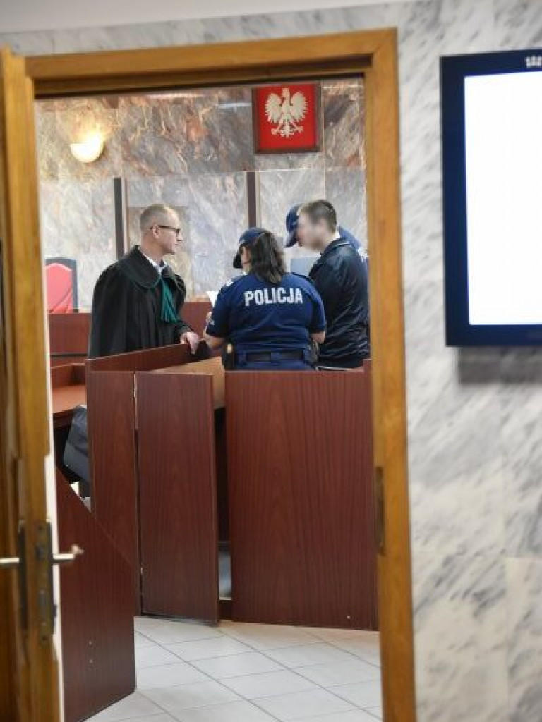 Areszt dla 35-latka z Gorzyc namierzonego przez Łowców Pedofili [zdjęcia]