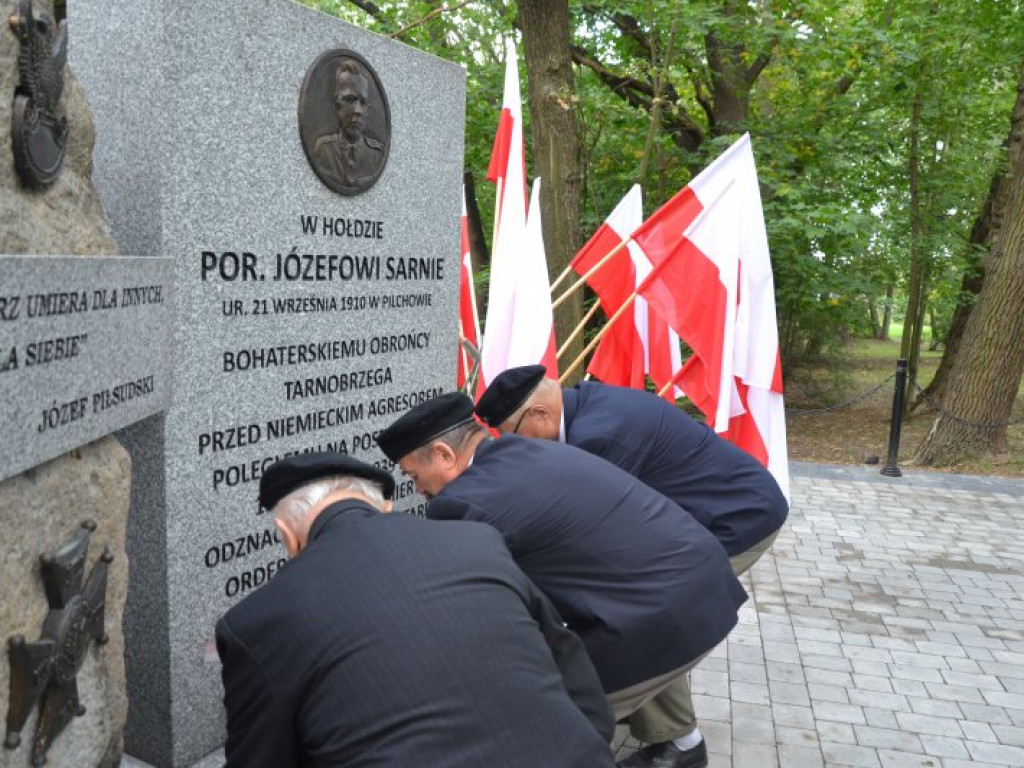 W Tarnobrzegu upamiętniono bohatera [zdjęcia]