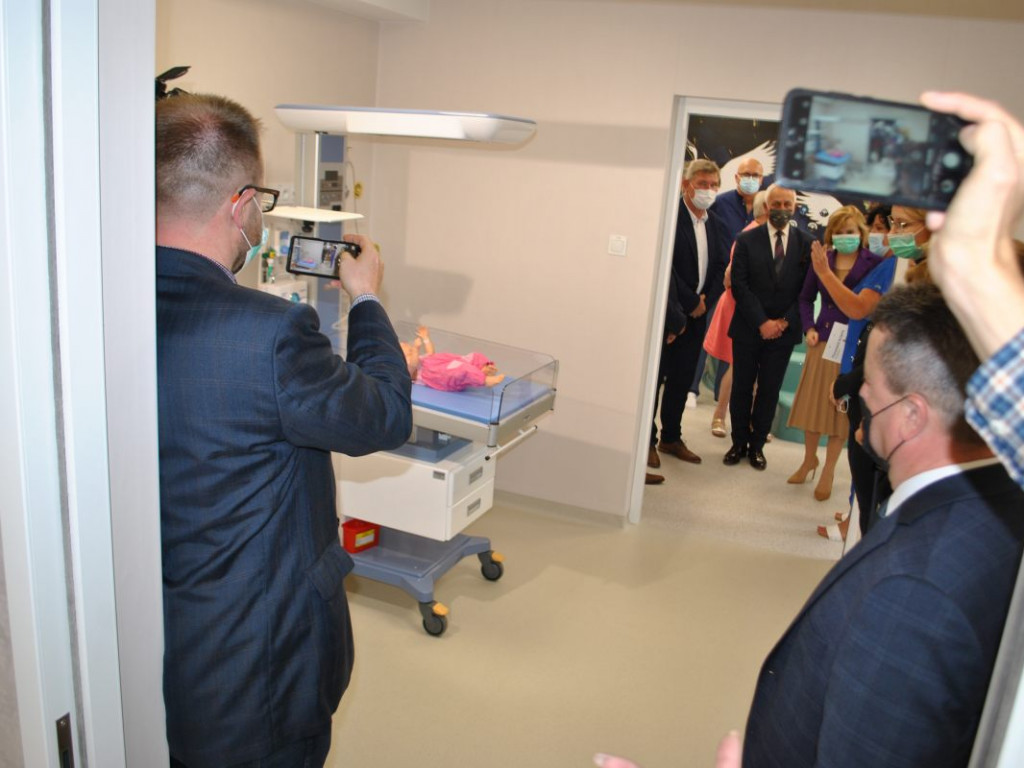 Nowoczesny blok porodowy otwarto w staszowskim szpitalu [zdjęcia] [video]