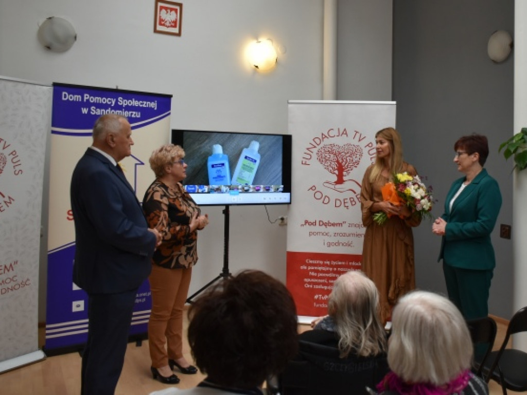 Nowa winda dla mieszkańców sandomierskiego Domu Pomocy Społecznej [zdjęcia] [wideo]