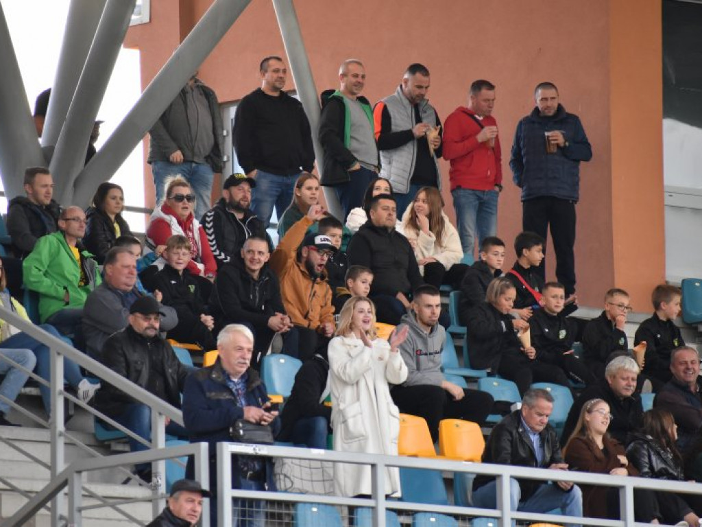 Siarka Tarnobrzeg pokonała Górnika Polkowice. Zobacz zdjęcia z boiska i z trybun