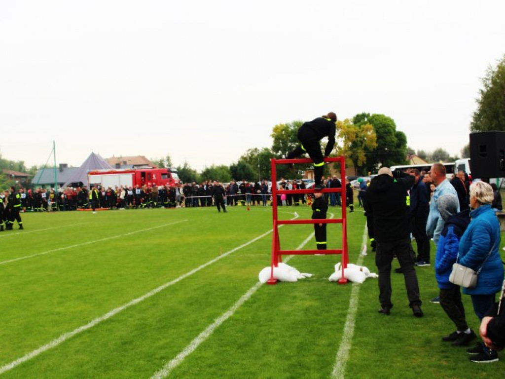 Strażacy rywalizowali w zawodach powiatowych w Trześni [zdjęcia]