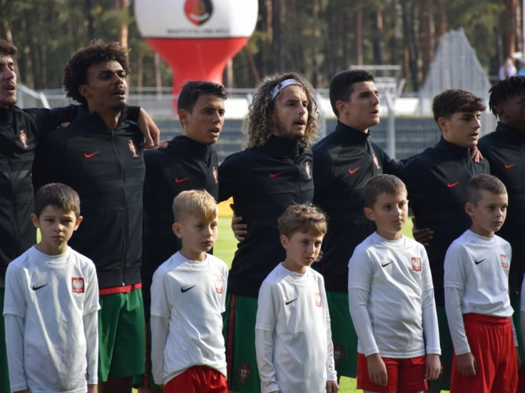 Polska pokonała Portugalię w meczu reprezentacji U20 rozgrywanym w Stalowej Woli [zdjęcia]
