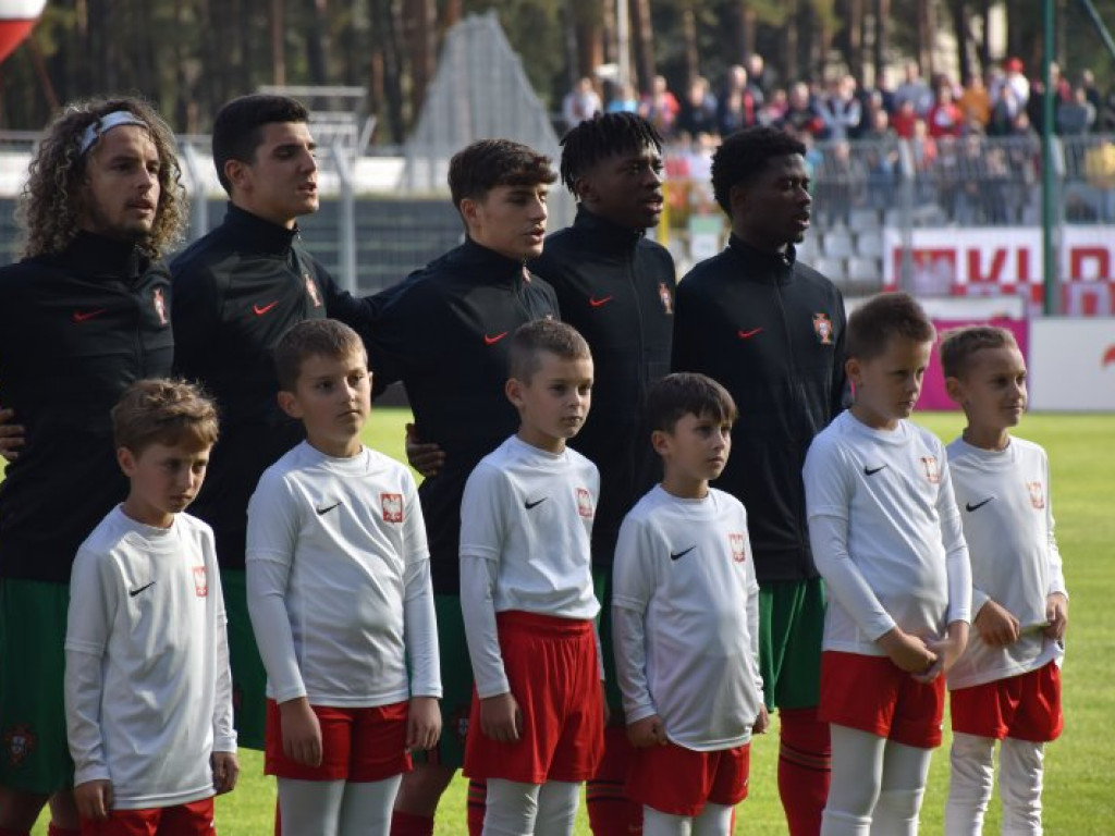 Polska pokonała Portugalię w meczu reprezentacji U20 rozgrywanym w Stalowej Woli [zdjęcia]