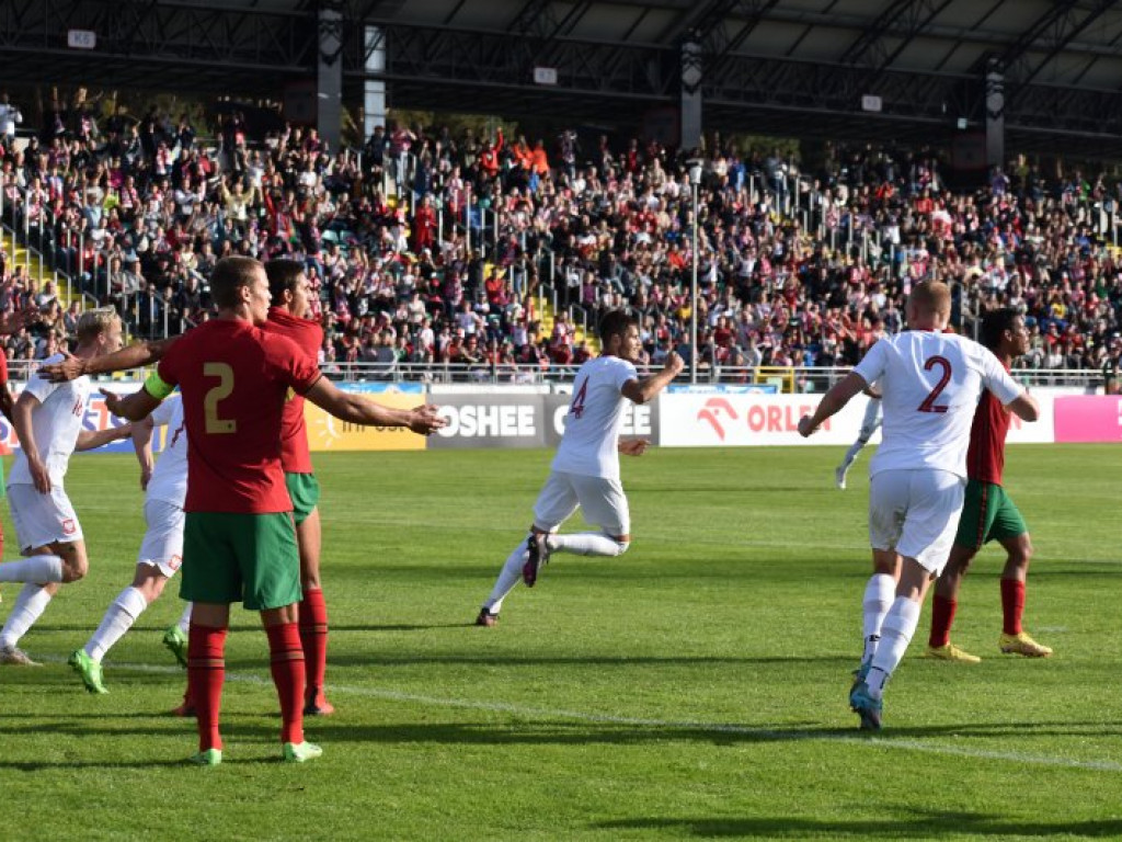 Polska pokonała Portugalię w meczu reprezentacji U20 rozgrywanym w Stalowej Woli [zdjęcia]