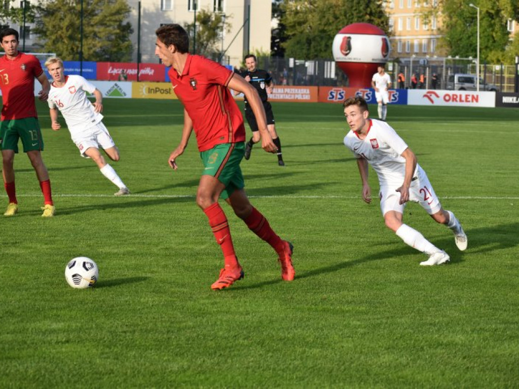 Polska pokonała Portugalię w meczu reprezentacji U20 rozgrywanym w Stalowej Woli [zdjęcia]