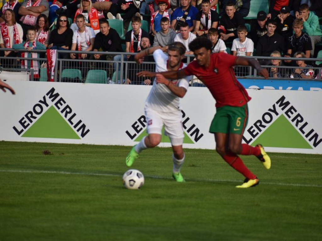 Polska pokonała Portugalię w meczu reprezentacji U20 rozgrywanym w Stalowej Woli [zdjęcia]