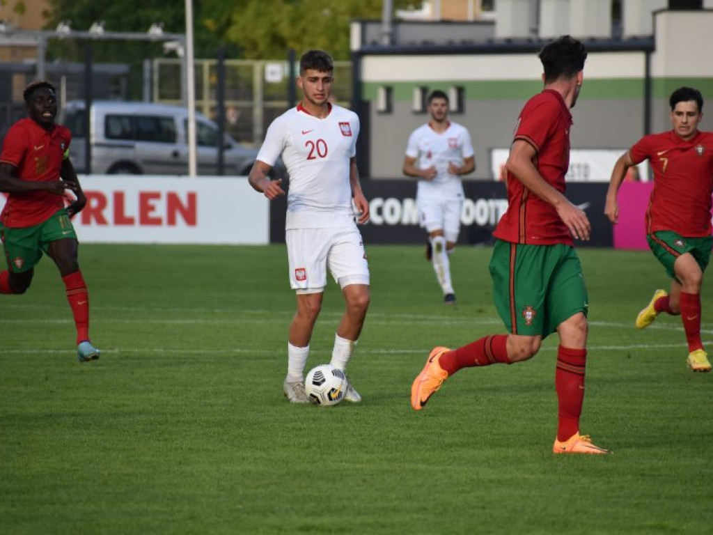 Polska pokonała Portugalię w meczu reprezentacji U20 rozgrywanym w Stalowej Woli [zdjęcia]