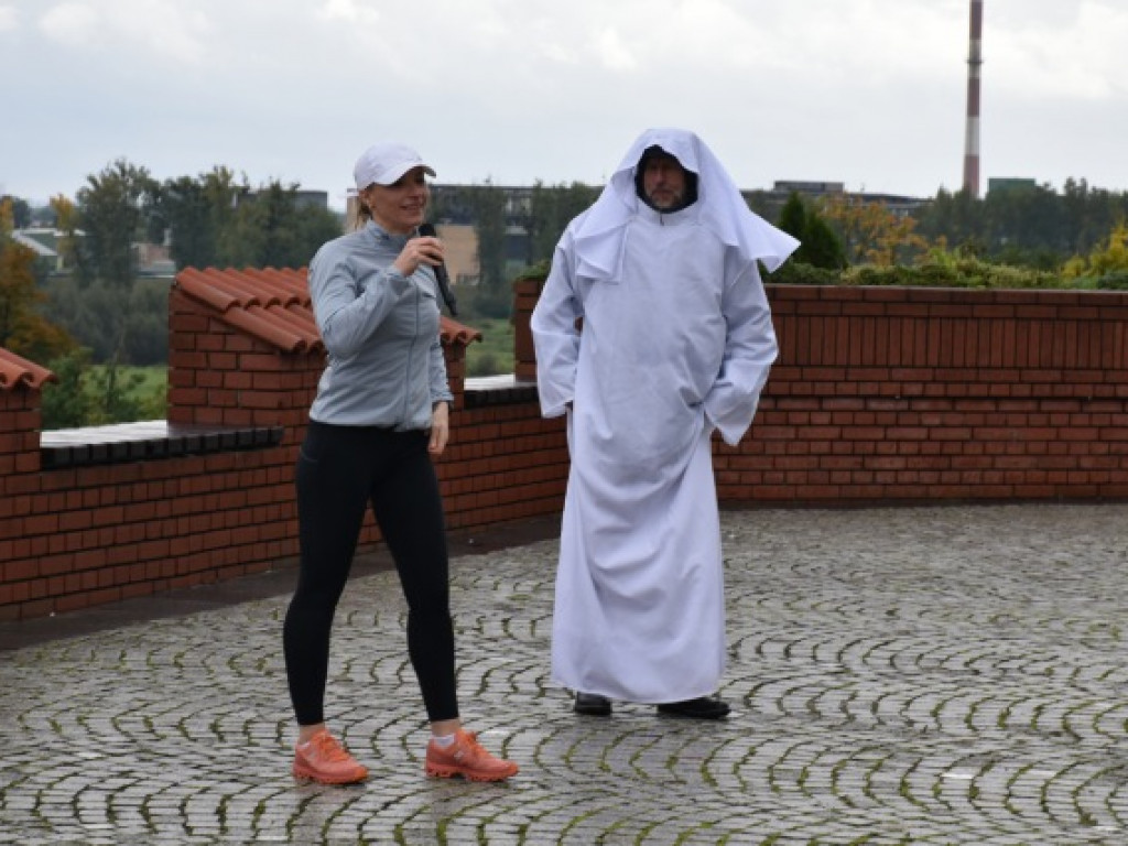 IV Jarski Bieg na Zdrowie z Sandomierza do Andruszkowic. Rywalizacja, a po niej piknik z wegańskimi smakołykami [zdjęcia]